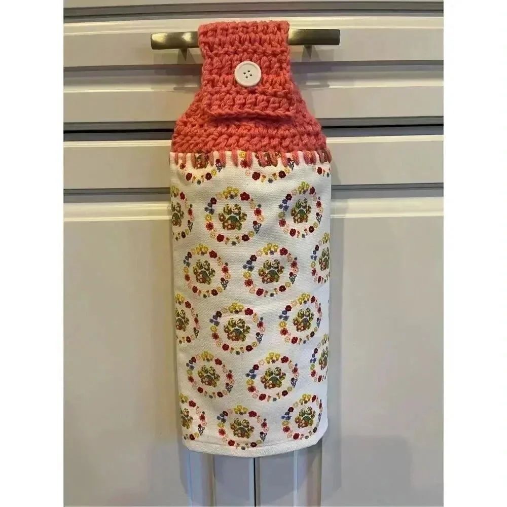 Crochet Top KitchenβTowel-βFlowersβpinkβtopper